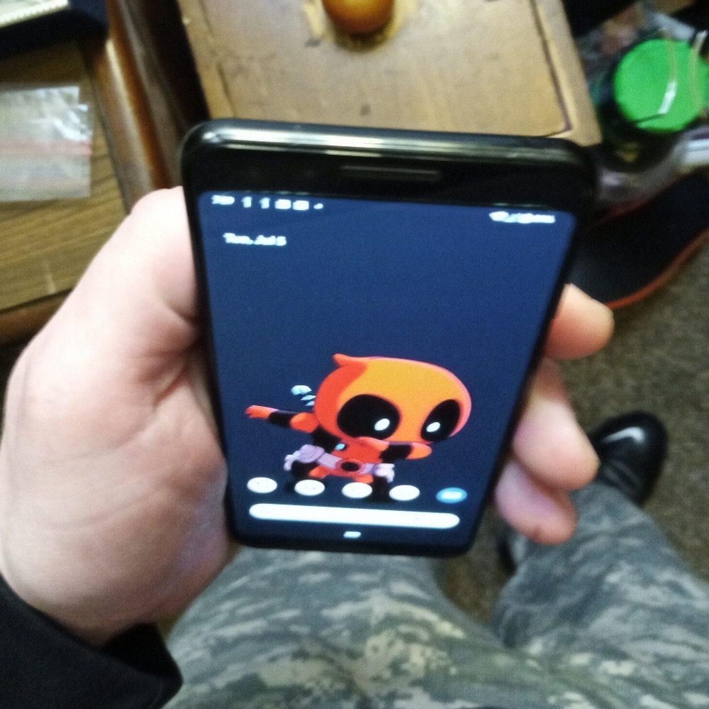 Google Pixel 3 - Picture 2 of 8